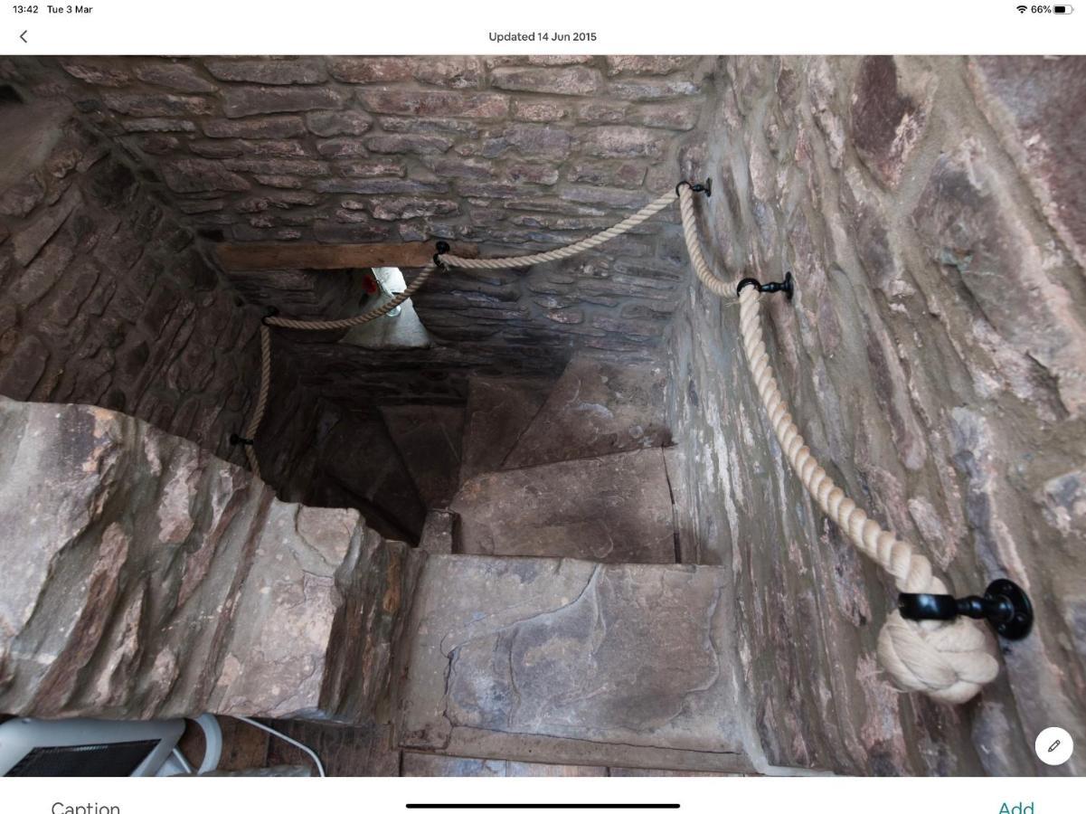 Ty Fferm Hen, Ancient Farmhouse, Coity Bach Talybont-on-Usk Exterior foto